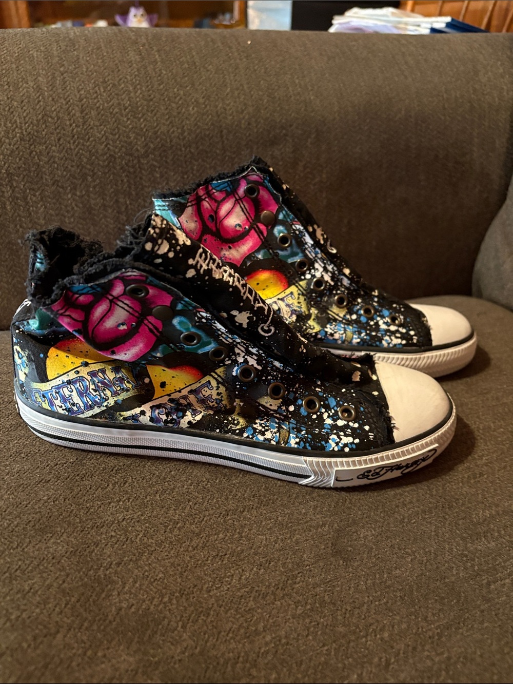 Ed Hardy hi top laceless sneakers size 7